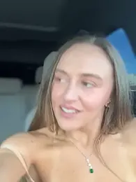 lunagirl13 stripchat stream image