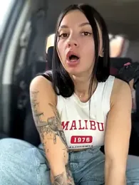 JulliaVegas stripchat stream image