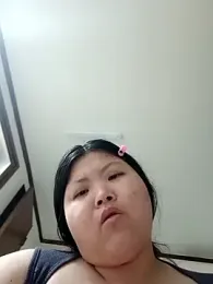 hello098712 stripchat stream image