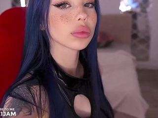 juli-jam camsoda stream image