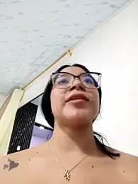 -VICKKY stripchat stream image