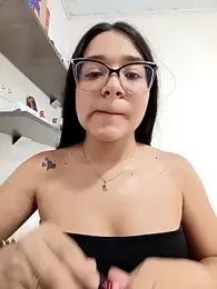 -VICKKY stripchat stream image