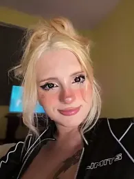 Melissa_cum stripchat stream image