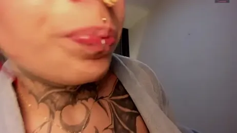 selene_red_ stripchat stream image