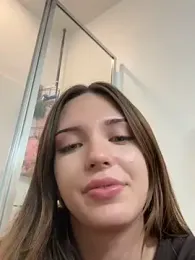 19whitebunny stripchat stream image