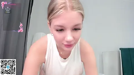 MoniBless stripchat stream image