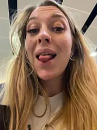 Sweet___Emily stripchat stream image