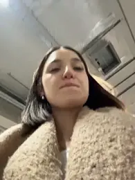 DollyTall stripchat stream image