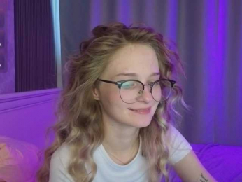 vialeta-baby bongacams stream image