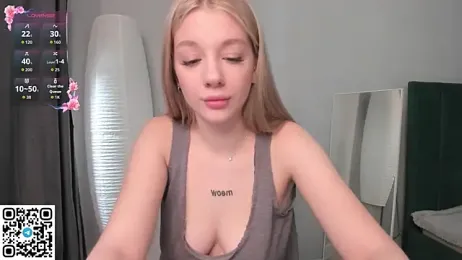 MoniBless stripchat stream image