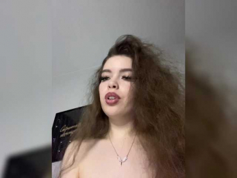 YourLadyyy bongacams stream image