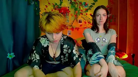 TrickyKitsune stripchat stream image