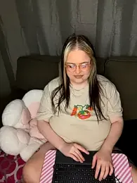 ChubbyBubs stripchat stream image