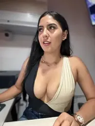 Sofia_Collins- stripchat stream image