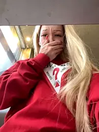 babydolll stripchat stream image