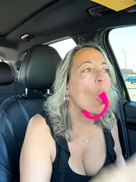 Cherry-red-xo stripchat stream image