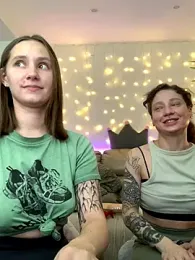 HotCaramellsTV stripchat stream image, 07.10.2025 10:00