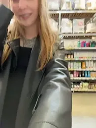 Sunny___Bunny stripchat stream image