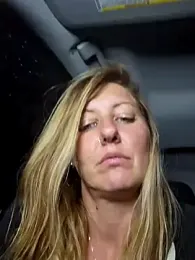 SheIsSomething stripchat stream image