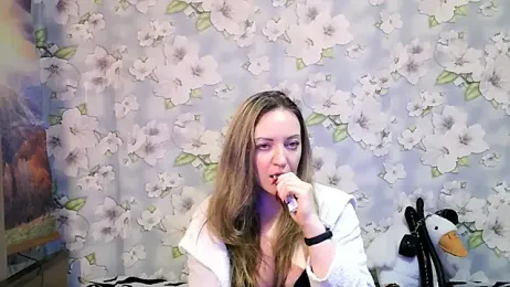 KattyLuuu stripchat stream image