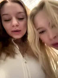 Cum_girlss stripchat stream image