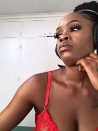 LuciousLips96 stripchat stream image