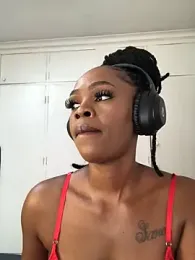 LuciousLips96 stripchat stream image