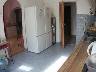 voyeurcam-julmodels-kitchen camsoda stream image