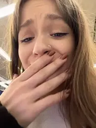 KittyQueeny stripchat stream image