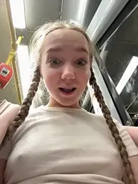 bambi_lu stripchat stream image