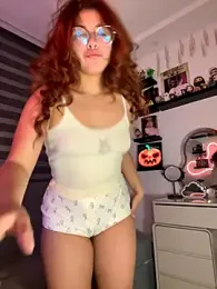 crystal_bunny7 stripchat stream image