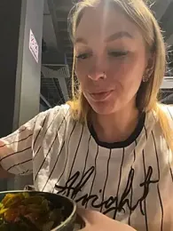 Sweet___Emily stripchat stream image