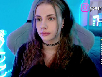 VikkiExtraCheese bongacams stream image