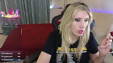 SorayaSapeca stripchat stream image