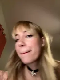 rileylovesyou stripchat stream image