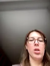 MommmyYummy stripchat stream image