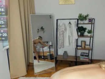 glossybabe_ chaturbate stream image