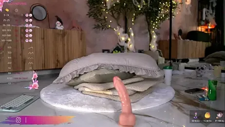 Serene_Sophiex stripchat stream image