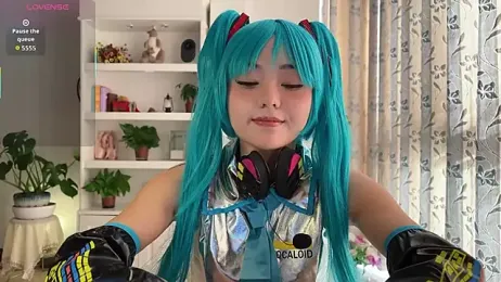 nanaliu6 stripchat stream image