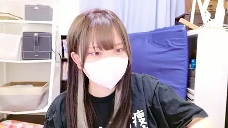 senachinnn stripchat stream image