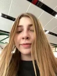 Sunny___Bunny stripchat stream image