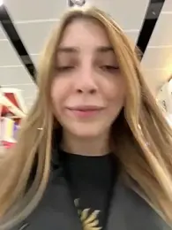 Sunny___Bunny stripchat stream image