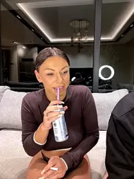 SexOnMyLvL stripchat stream image