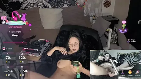 LisandreLaVenale stripchat stream image