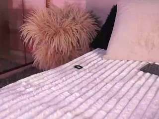 izzywild camsoda stream image