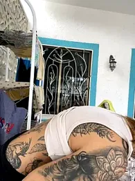 Izy_cute_ stripchat stream image