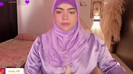 shayla_18 stripchat stream image