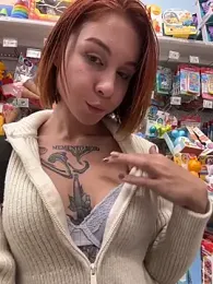 RosieSecret stripchat stream image