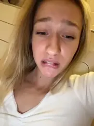 Lia__Love stripchat stream image