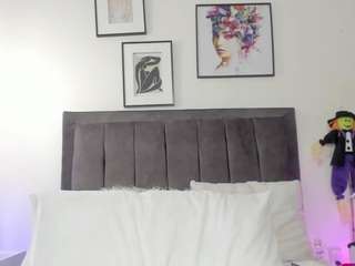 helen-moorex camsoda stream image